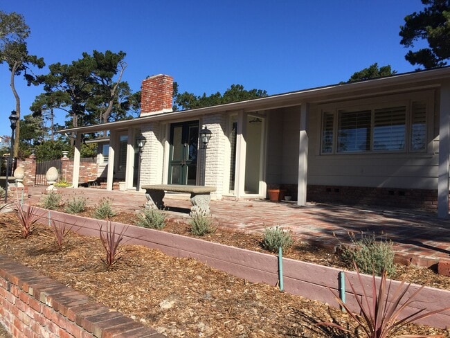 Photo - 1563 Sonado Rd Unit 1563 Sonado Road-Main House