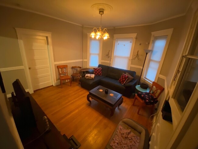 Building Photo - 21 Jaques St Unit 1 Rental