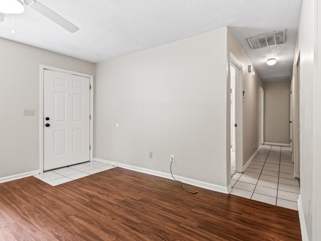 Building Photo - 8760 Minnow Creek Dr Rental