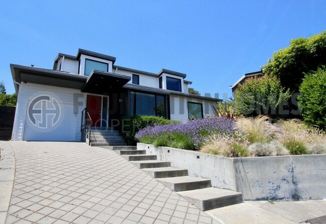 Building Photo - Strawberry Retreat with Bay Views & Resort... Rental