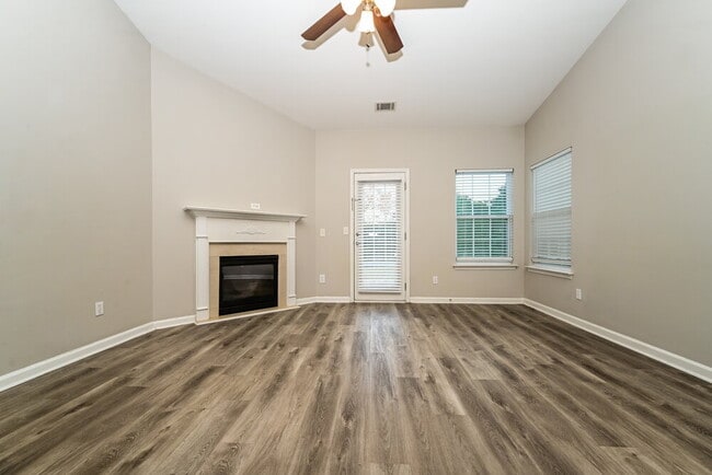 Photo - 1281 Winwood Dr