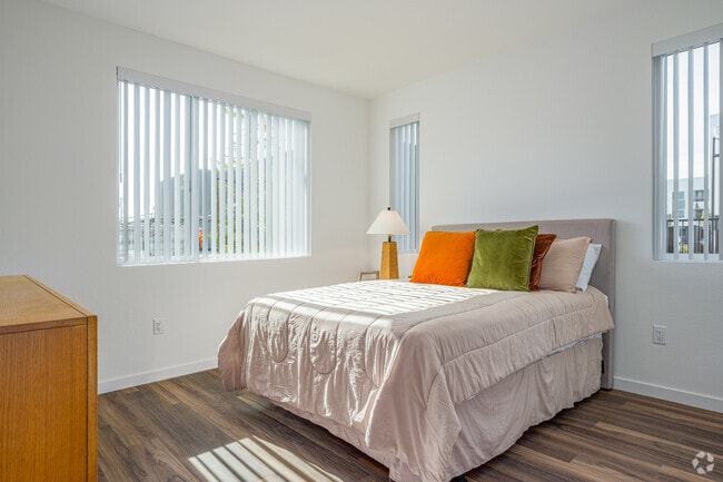 2 habitaciones, 2 baños - 883 pies cuadrados - Segundo dormitorio - Parkside Flats