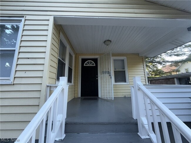 Building Photo - 1500 Sweitzer Ave