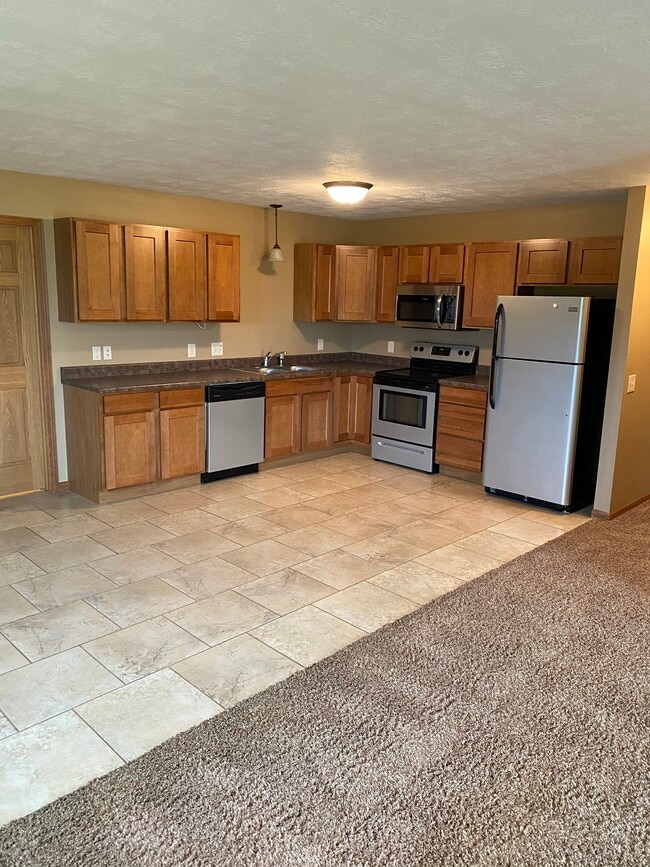 Photo - 304 Topaz Pl Unit B