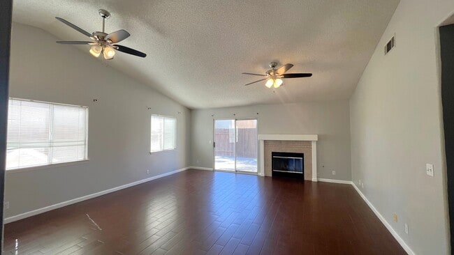 Photo - 3105 Silver Spur Way