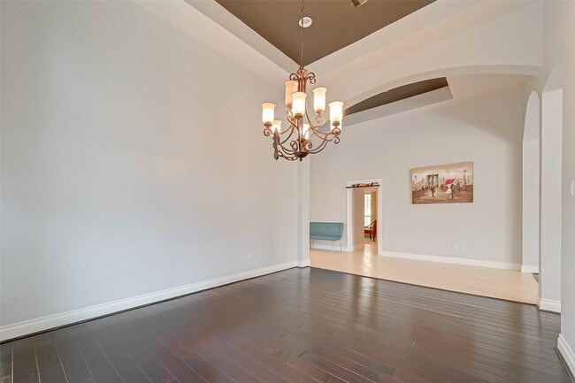 Photo - 5422 Linden Rose Ln