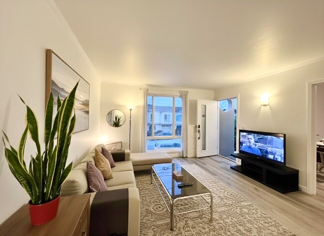 Building Photo - 1778 47th Ave