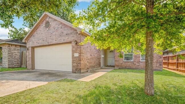 Photo - 8320 Livingston St