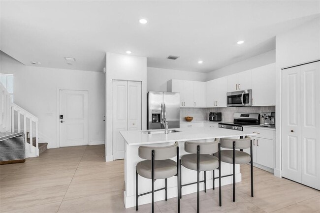 Photo - 11927 NW 46th St