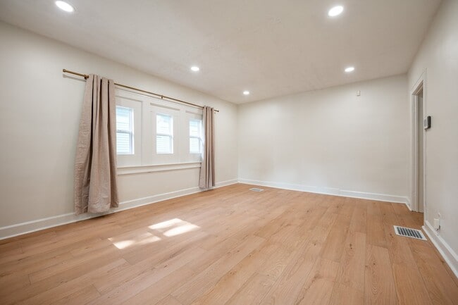Photo - 3438 Carrollton Ave