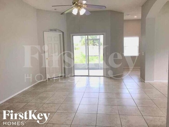 Photo - 1237 E Grove Ave