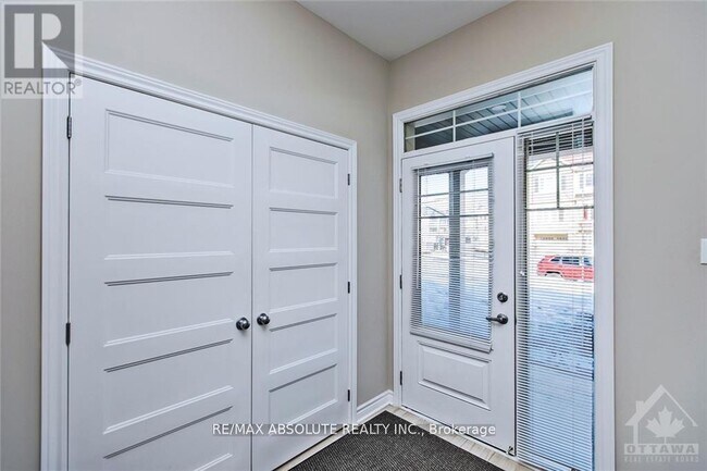 Photo - 2500 Waterlilly Way