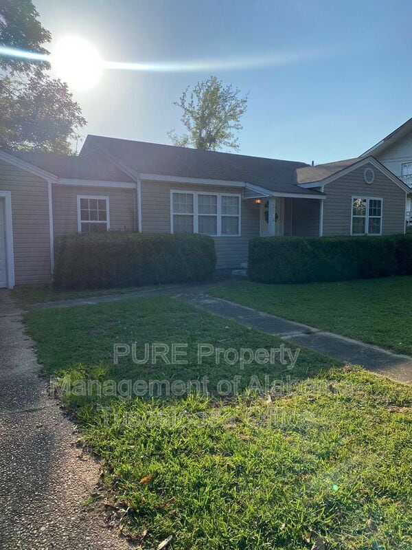 Photo - 2830 18th Ave