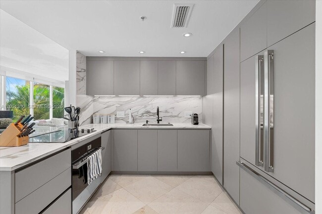 Photo - 3400 SW 27th Ave Unit 201