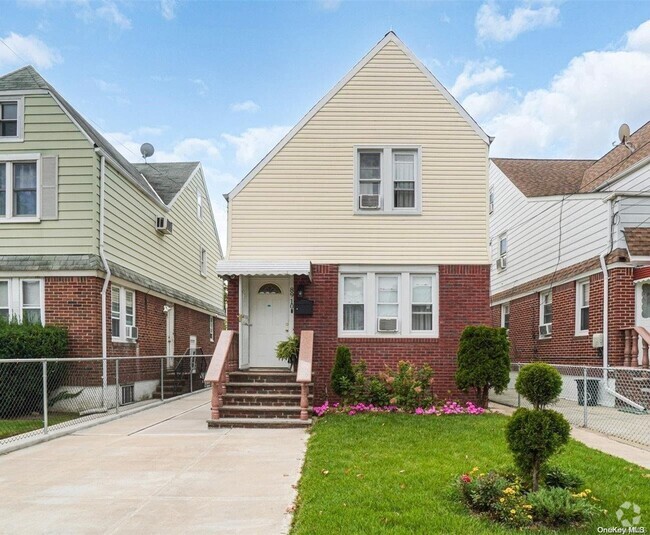 Building Photo - 89-10 210th St Unit Duplex Rental