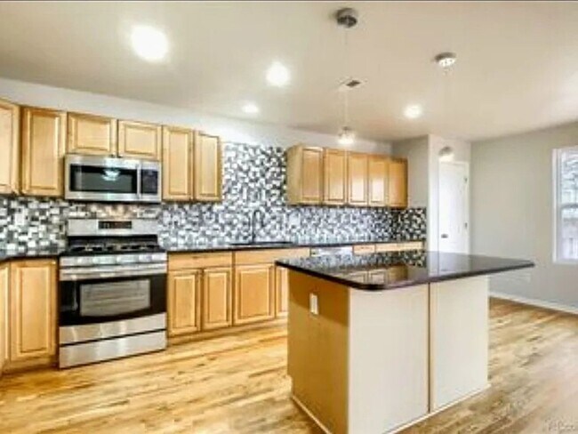 Photo - 8061 S Kittredge Way