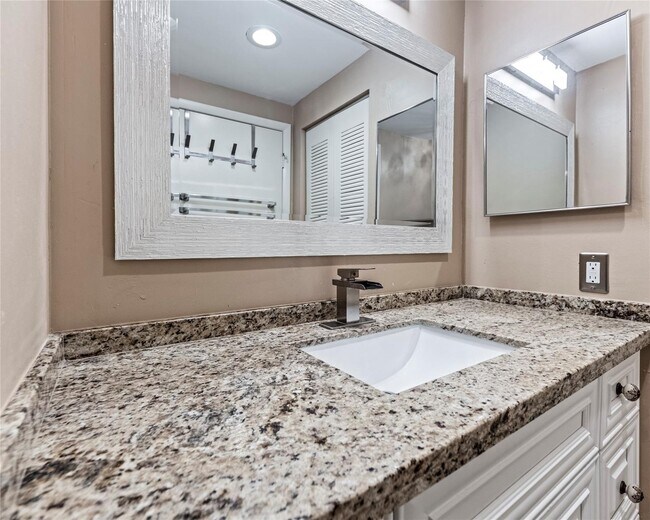 Photo - 9369 S Belfort Cir Unit 114