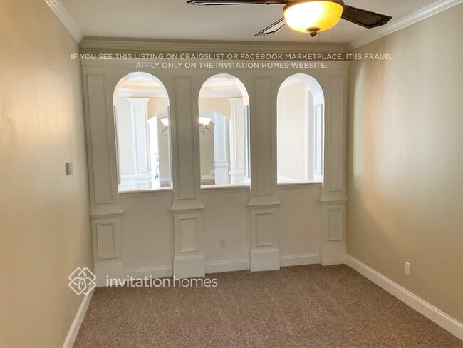 Photo - 5571 Boreal Way SW