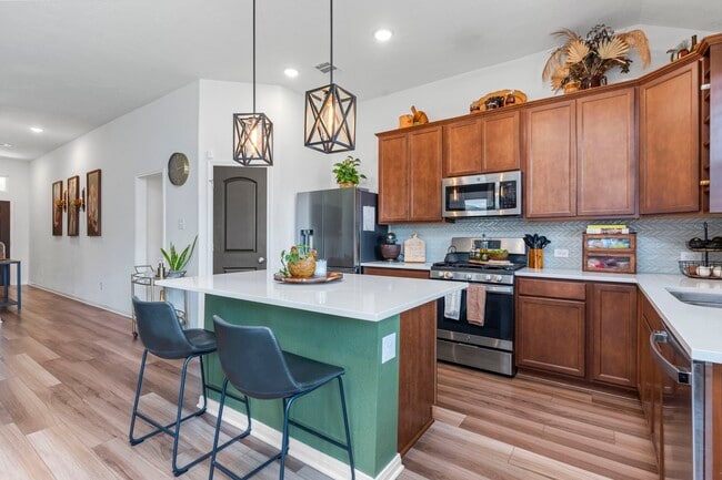 Building Photo - 3221 Climbing Gardens Ct