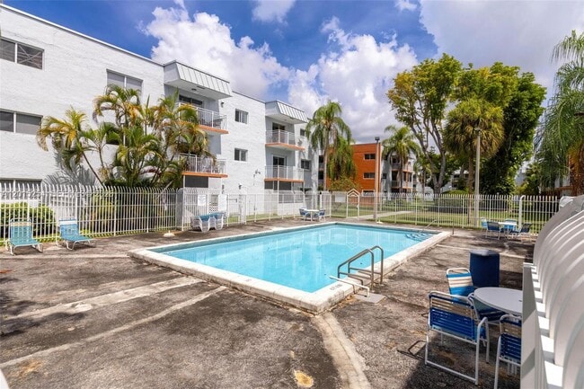 Photo - 11301 SW 200th St Unidad 108-A