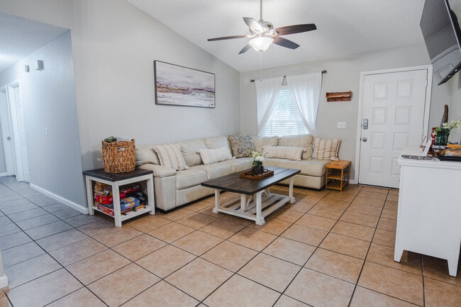 888 Florida Pky