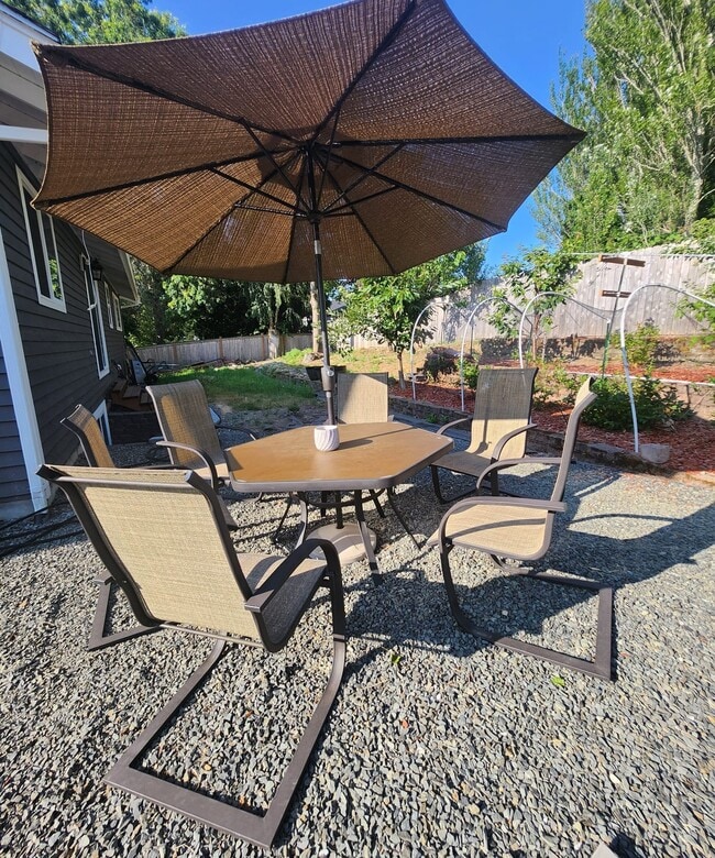 Photo - 8029 240th St SW