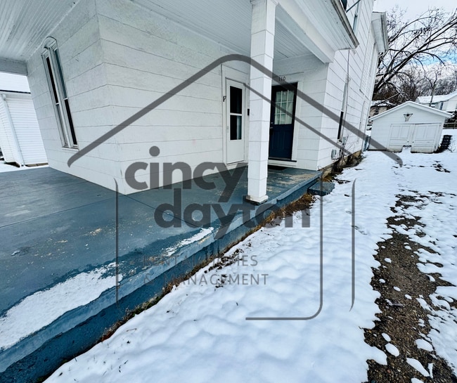 Photo - 110 N River St