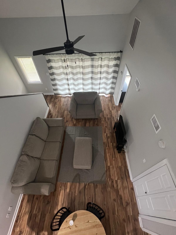 Photo - 515 37th Ave N