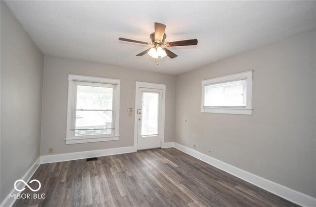 Photo - 1543 E Ohio St