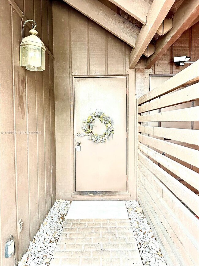 Photo - 497 N University Dr