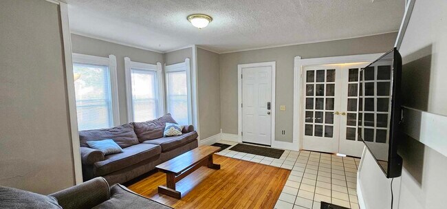 Photo - 50 Lincoln Ave