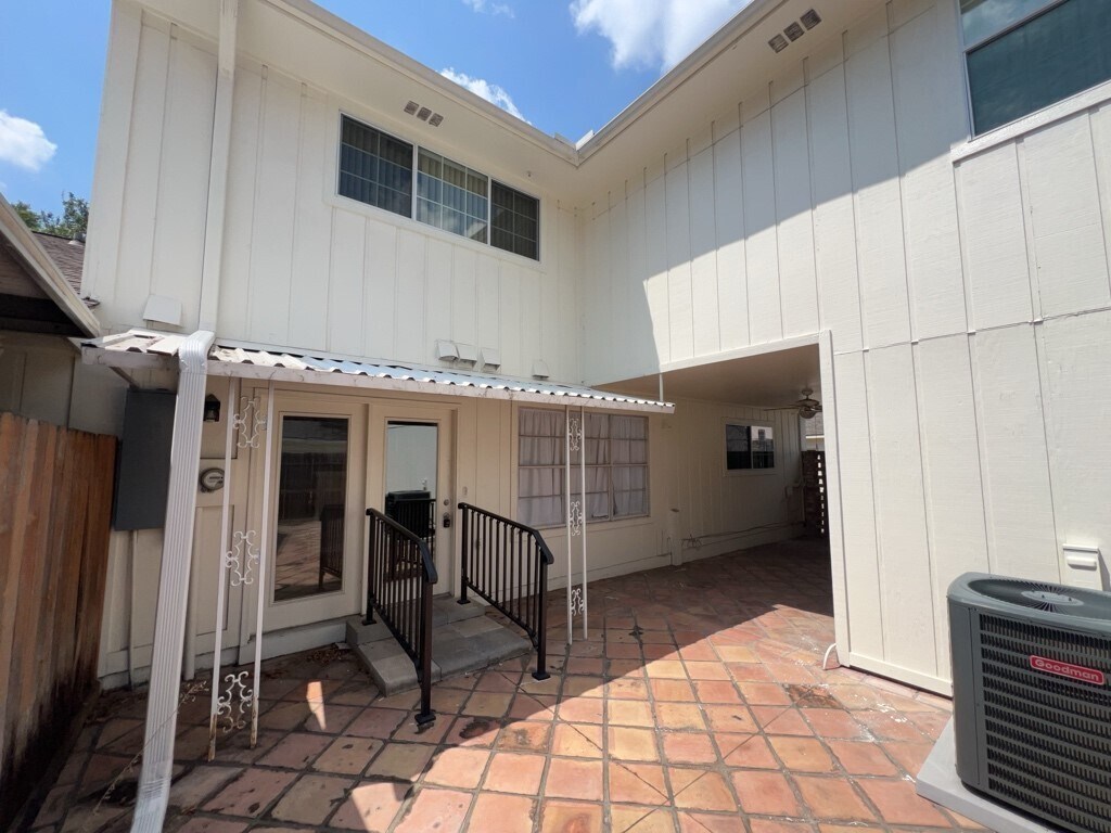 Photo - 2972 Gessner Rd