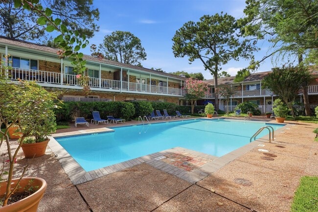 4040 San Felipe St Unit 102