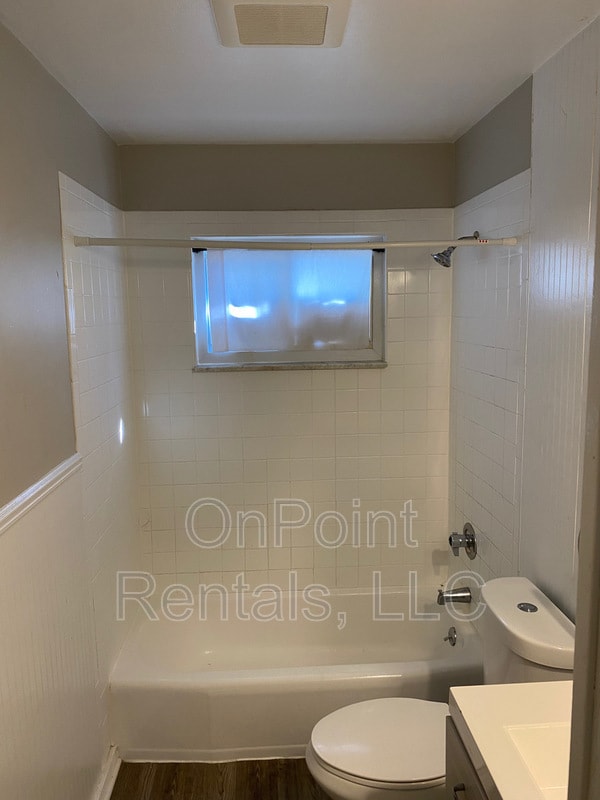 Photo - 15378 Wormer Ave