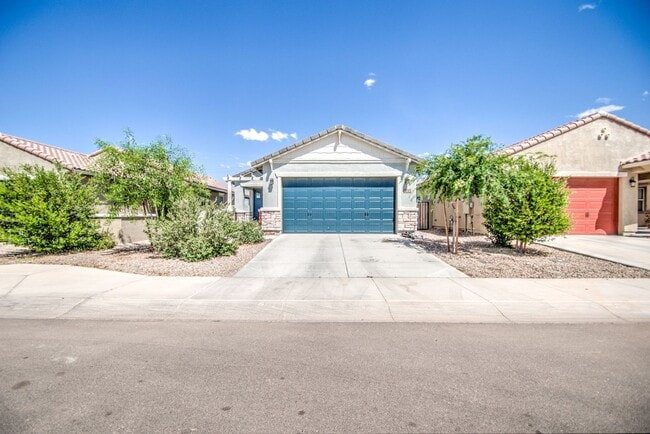 Building Photo - Lovely Single Family 4 bedroom for rent!