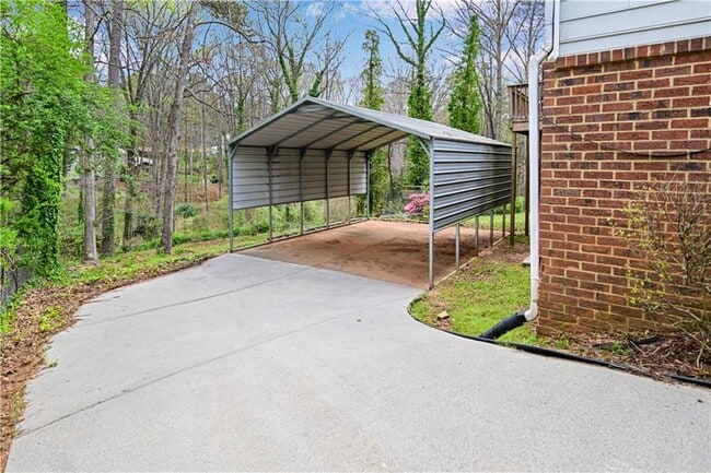 Photo - 4711 Nutmeg Way SW