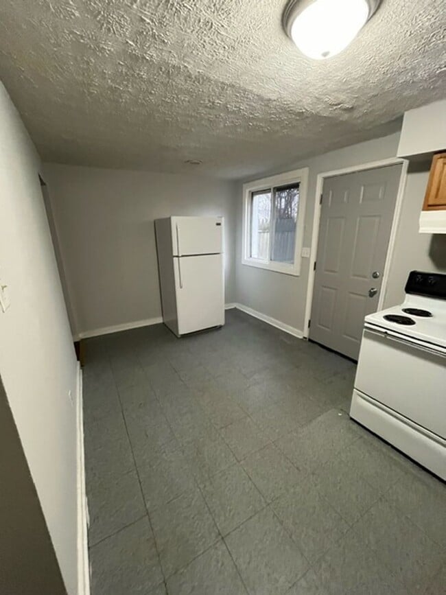 Photo - 2301 Jefferson Ave Unit C