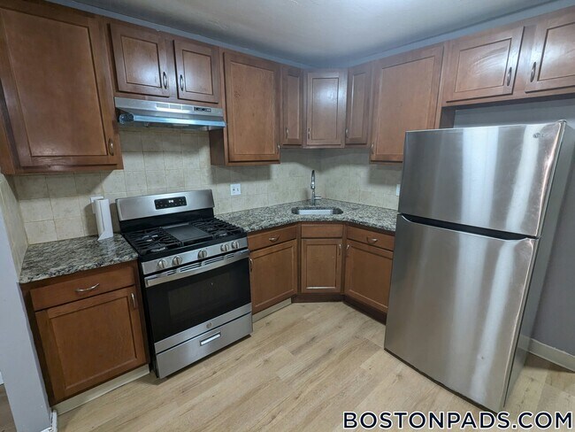 Building Photo - 114 Mt Pleasant Ave Rental