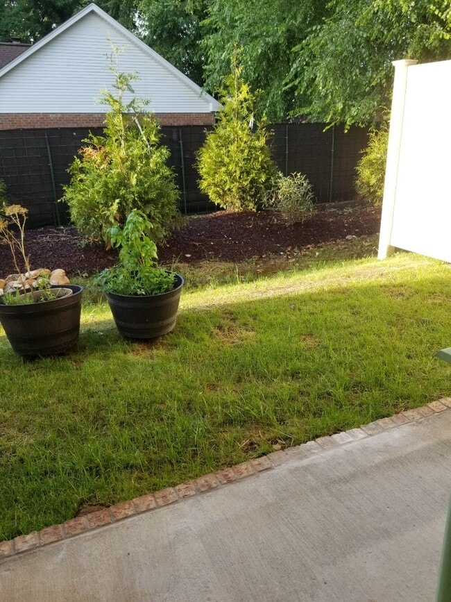 Photo - 555 Gresham Ln