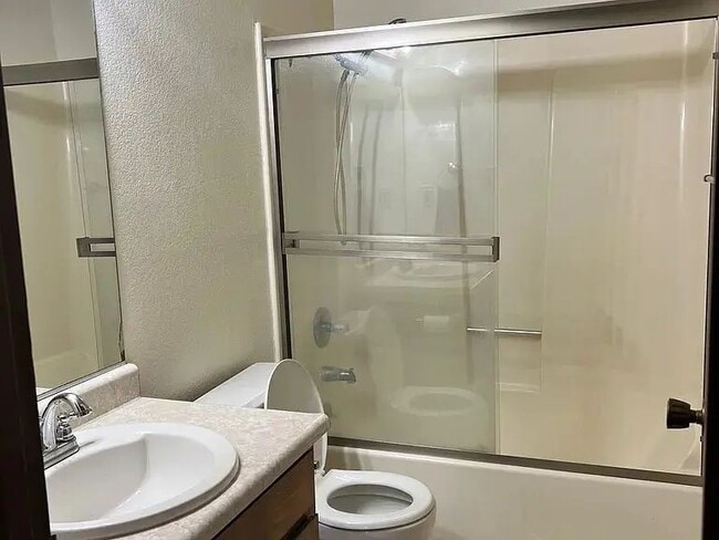 Photo - 608 Capps Ln