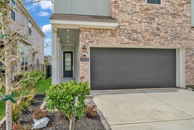 Building Photo - 12635 Blue Catfish Ln