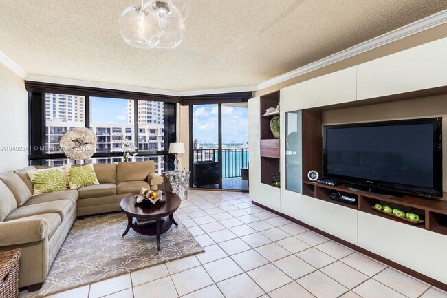 Building Photo - 520 Brickell Key Dr Unit A1604 Rental