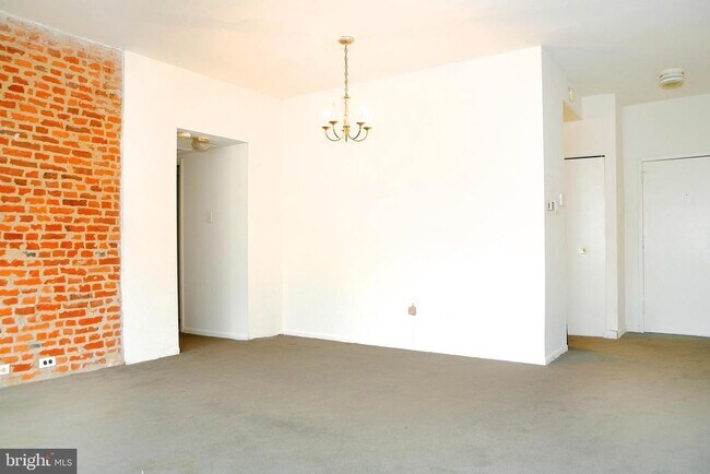 Photo - 2031 South St Unit 233