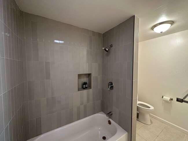 Photo - 855 52nd St Apartment Unit 855 52nd street  C