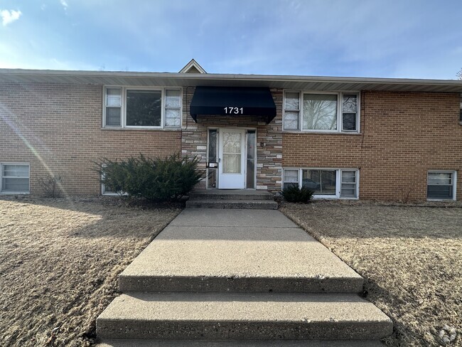 Building Photo - 1731 Dayton Ave Unit #2 Rental