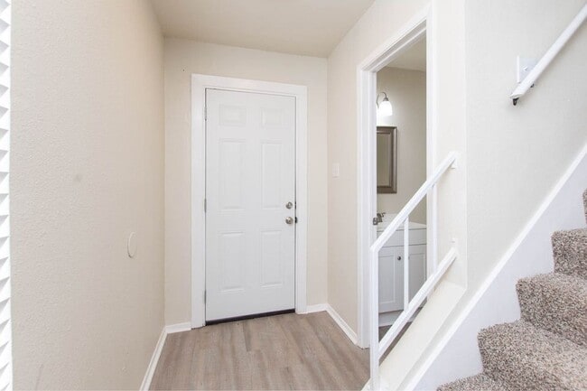 Photo - 3212 Trenton Dr
