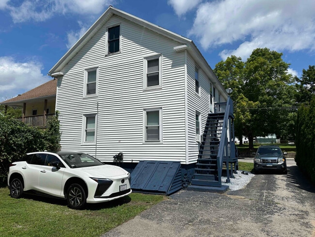 Photo - 46 Smith St Unit A