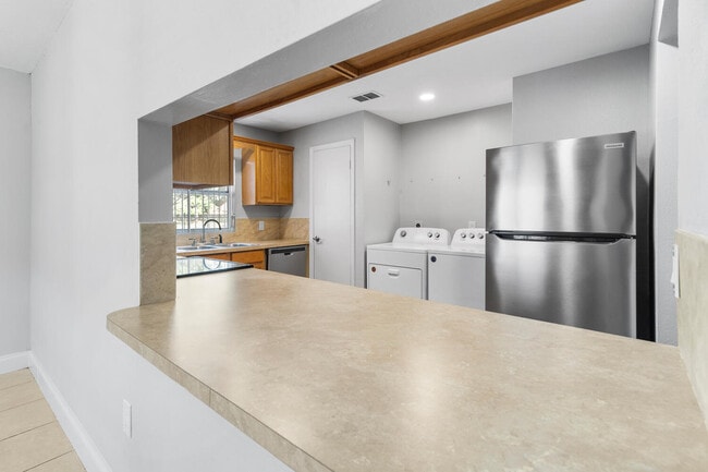 Kitchen - Palm Bay Club