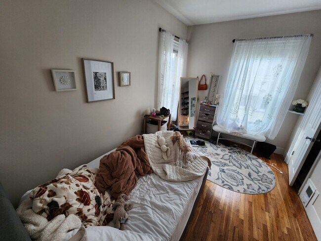 Photo - 11 Wadsworth St Unit 1