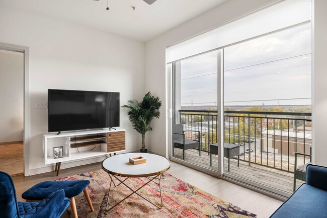 Photo - 633 E Main St Unidad ID1031623P